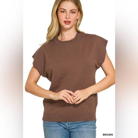 Zenana Outfitters Sweaters - Zenana Viscose Round-neck Short Sleeve Sweater